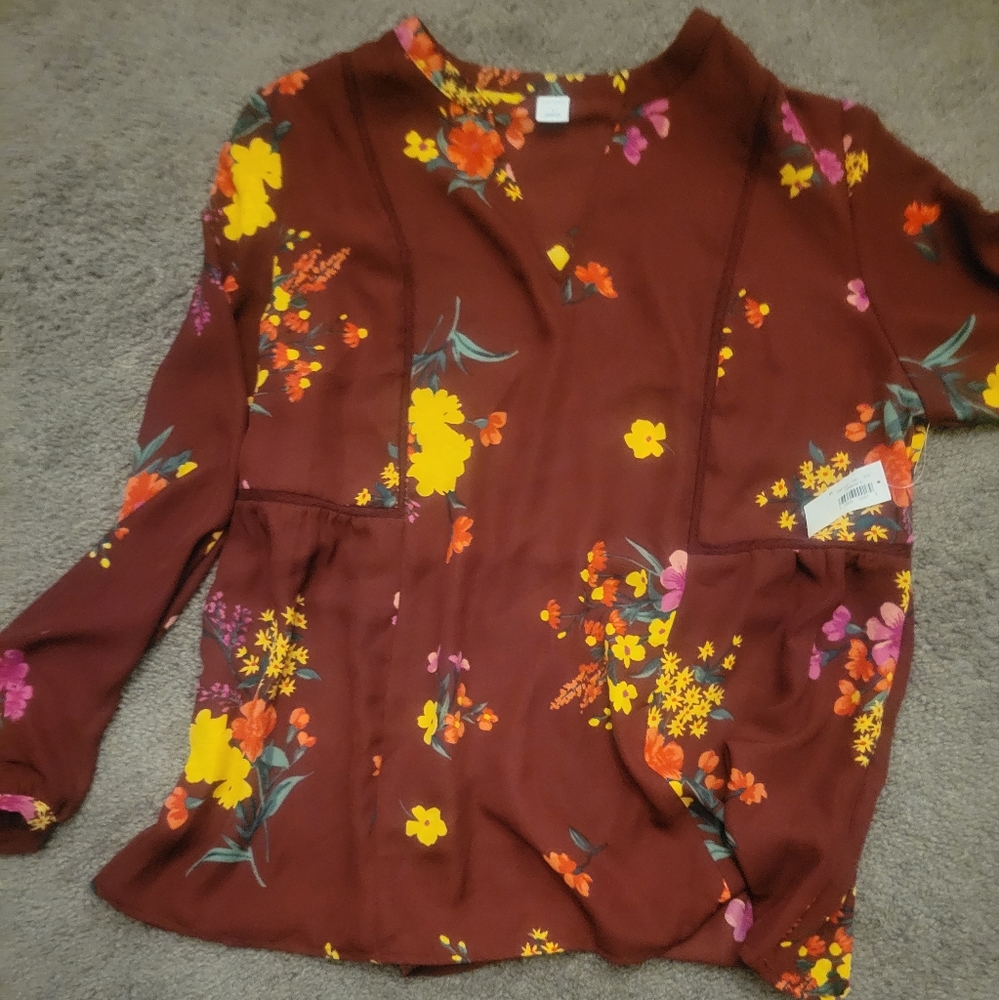 Old Navy Fall print shirt